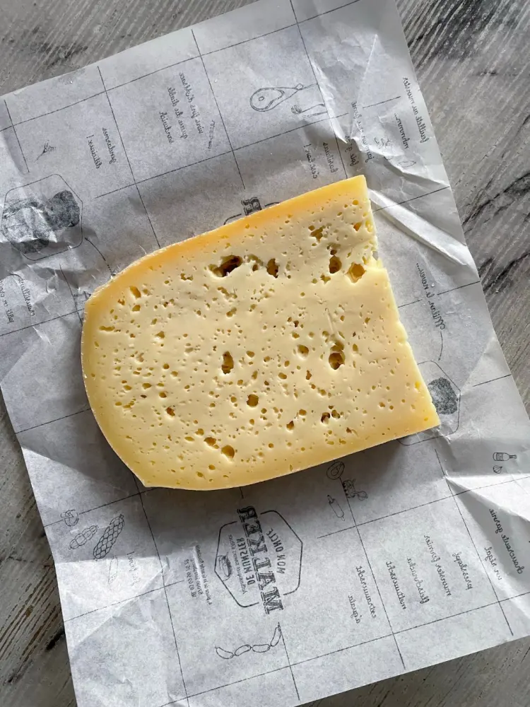 Keju Edam vs Cheddar untuk Kastengel: Mana Lebih Enak?