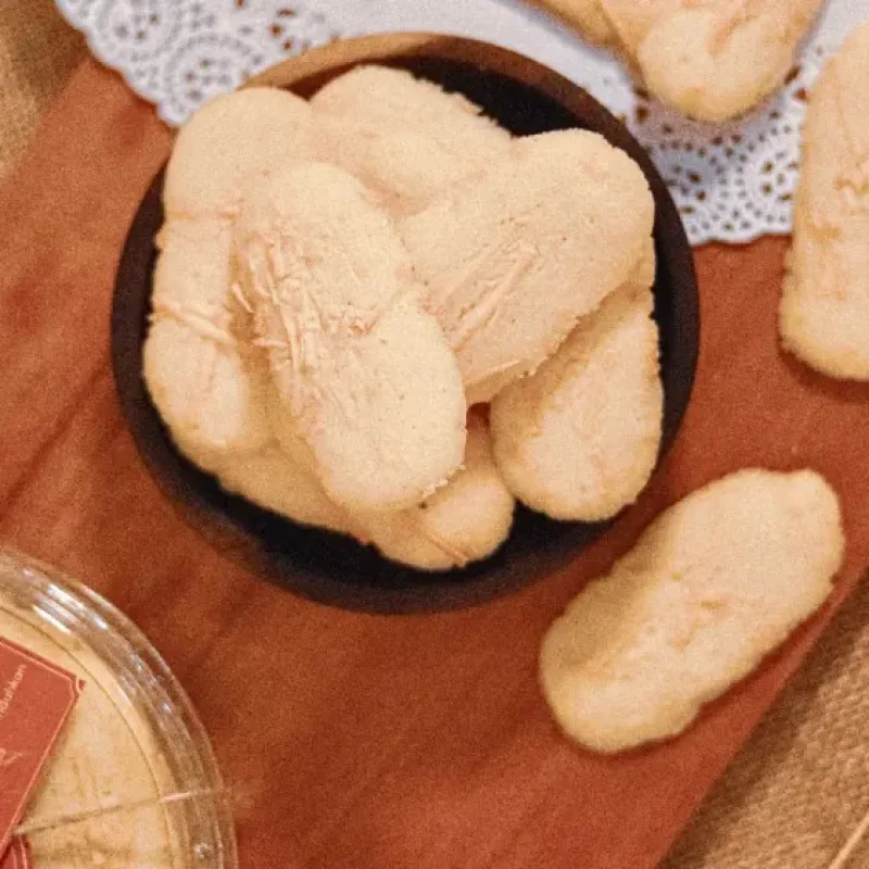 Kue Lidah Kucing: Camilan Renyah Segala Acara